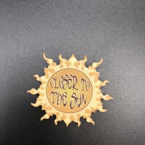 Photo dome pin